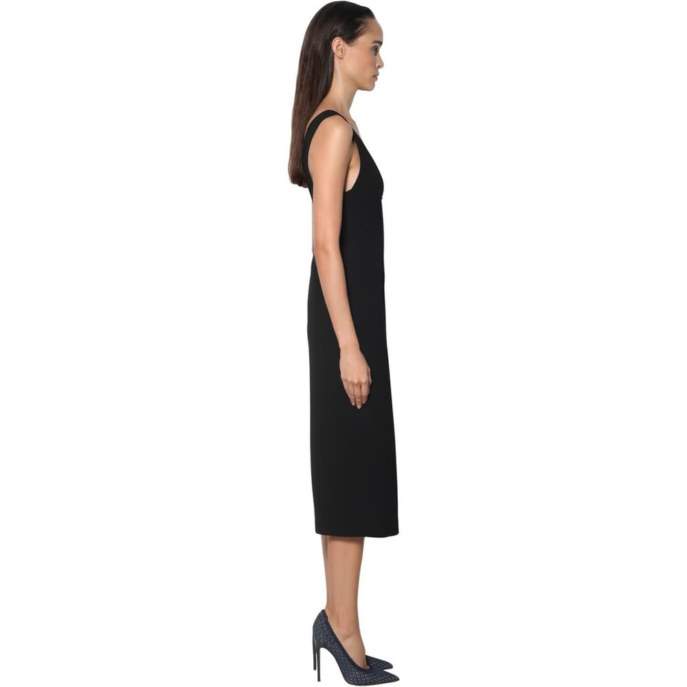 Victoria Beckham Fitted Black Crepe Dress - Picture 2 of 8